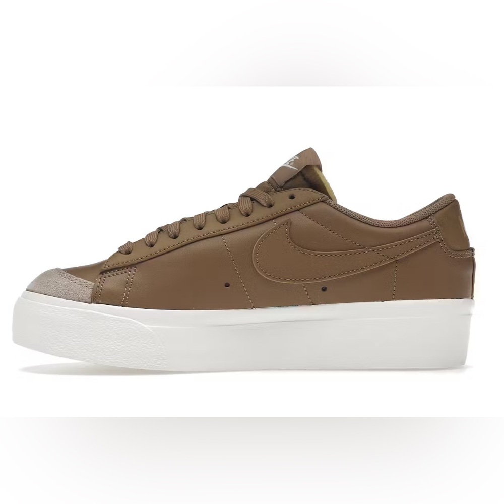 Get it by XMAS!! Nike Blazer platform